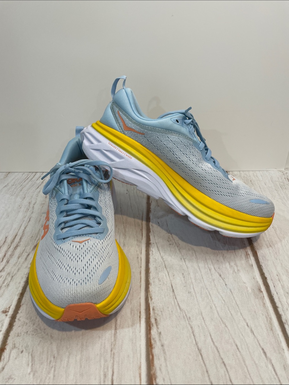 Hoka Bondi 8 Women’s Sneakers 9 Blue Yellow On Running Shoes One One Mesh